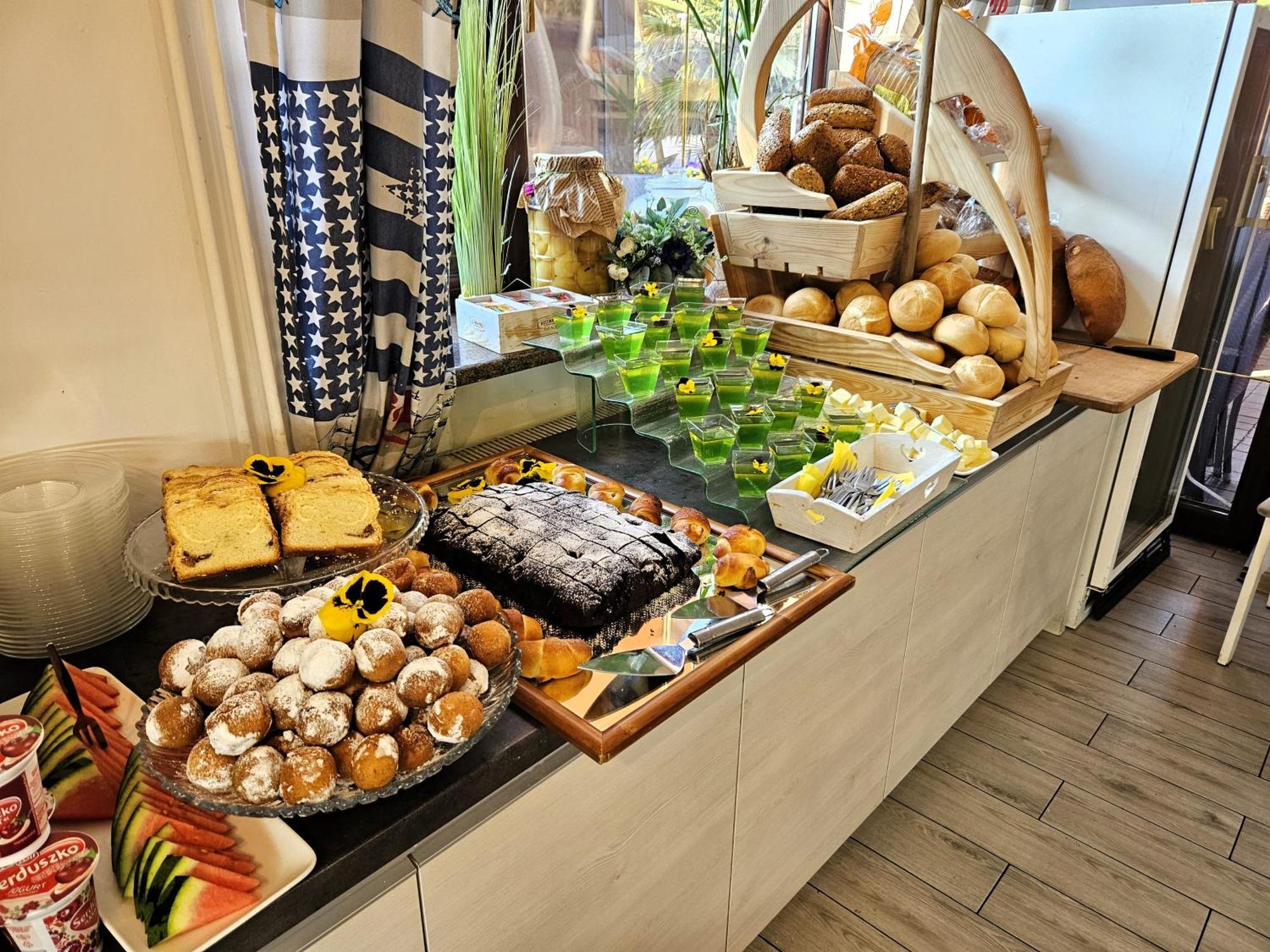 Monika II Bed & Breakfast Krynica Morska Ngoại thất bức ảnh